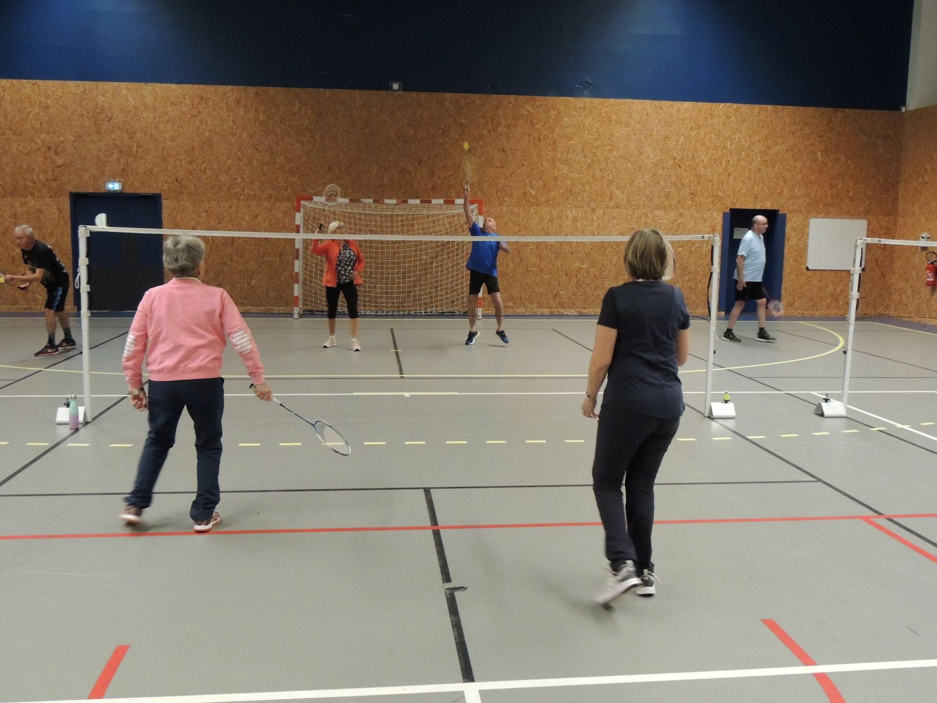 retraite-active-lisieux-badminton-8