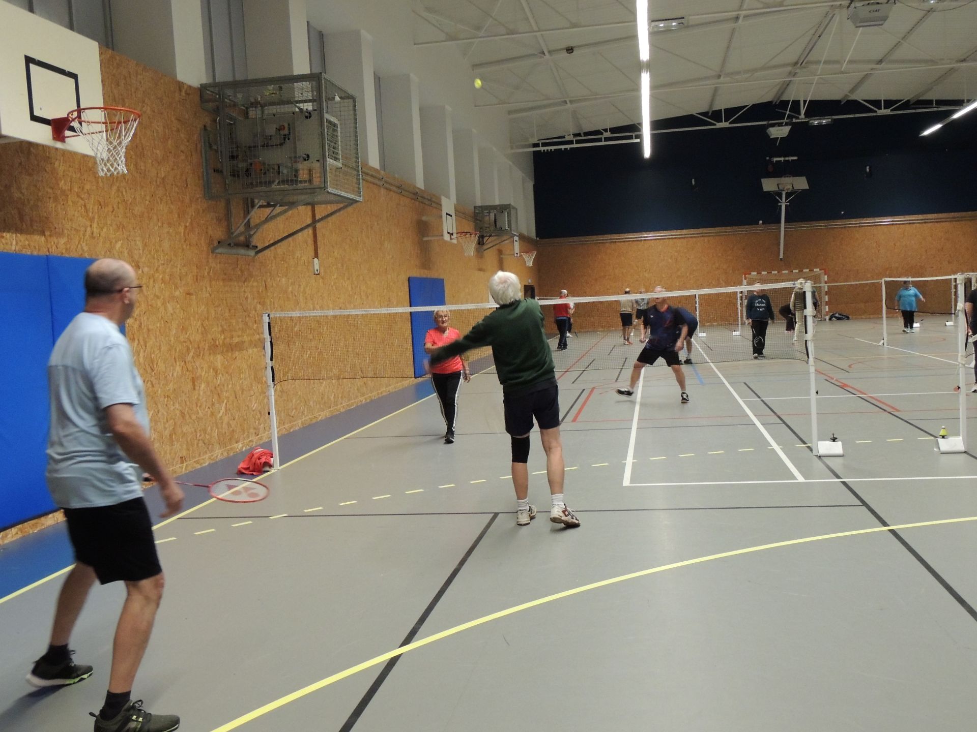 retraite-active-lisieux-badminton-9